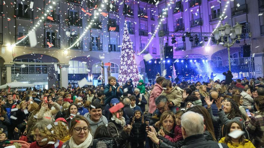 Así ha sido el encendido de la Navidad en Elda