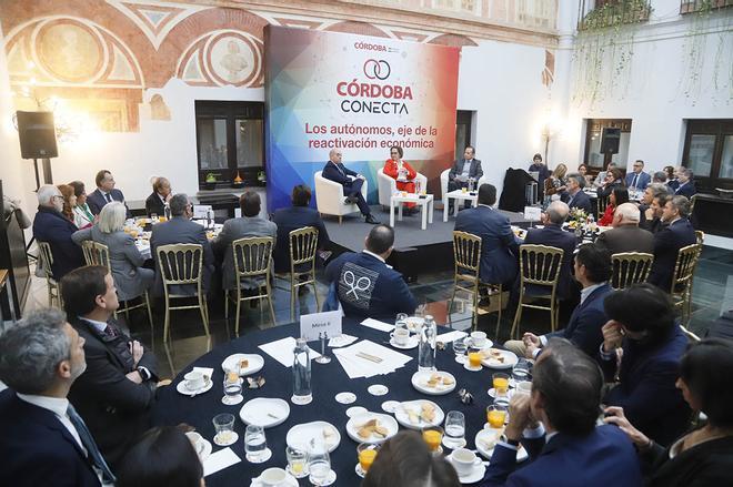 Lorenzo Amor y Blanca Torrent, en Córdoba Conecta