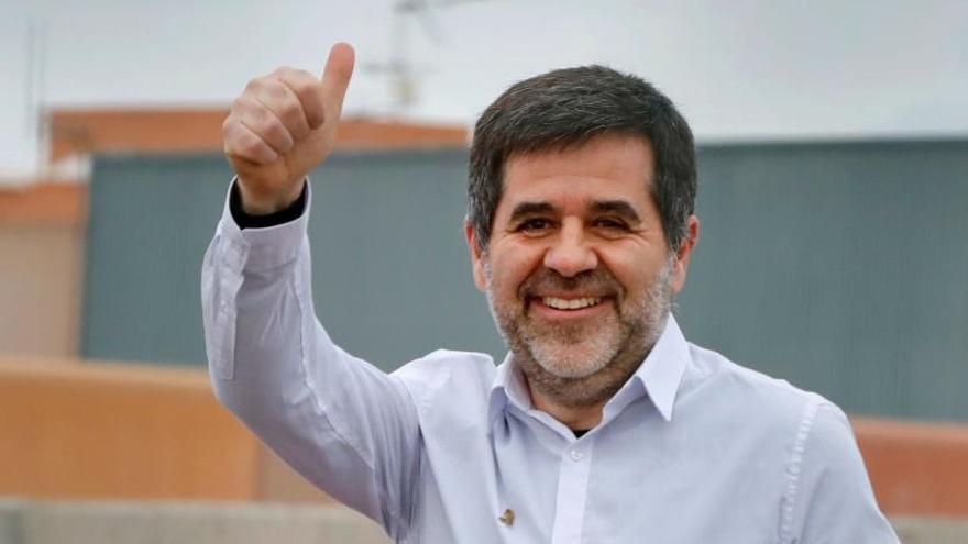 El Constitucional tumba el recurso contra el veto a Sànchez a ir a su investidura