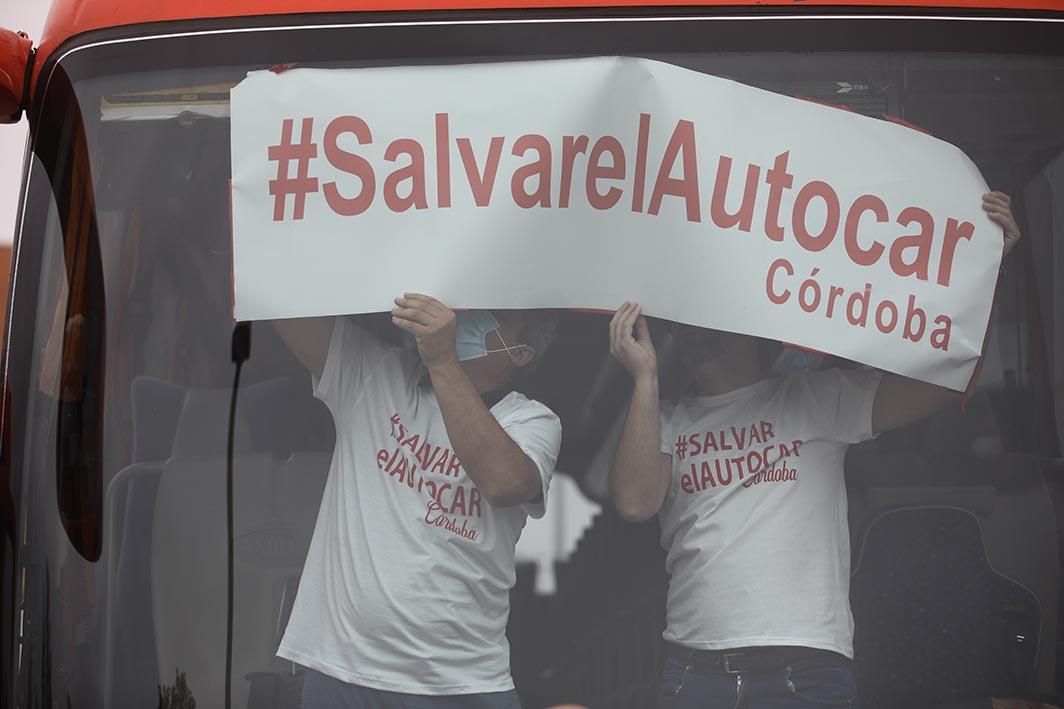 Las empresas de autocares se movilizan para solicitar ayudas económicas