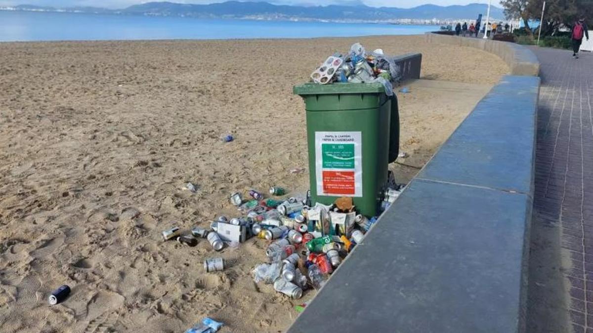 Die Playa de Palma ist derzeit total zugemüllt.