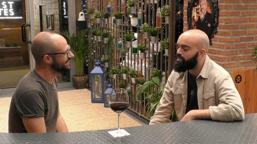 Un soltero rechaza a su cita en &#039;First Dates&#039; por su parecido físico: &quot;El rollo gemelier no me va&quot;