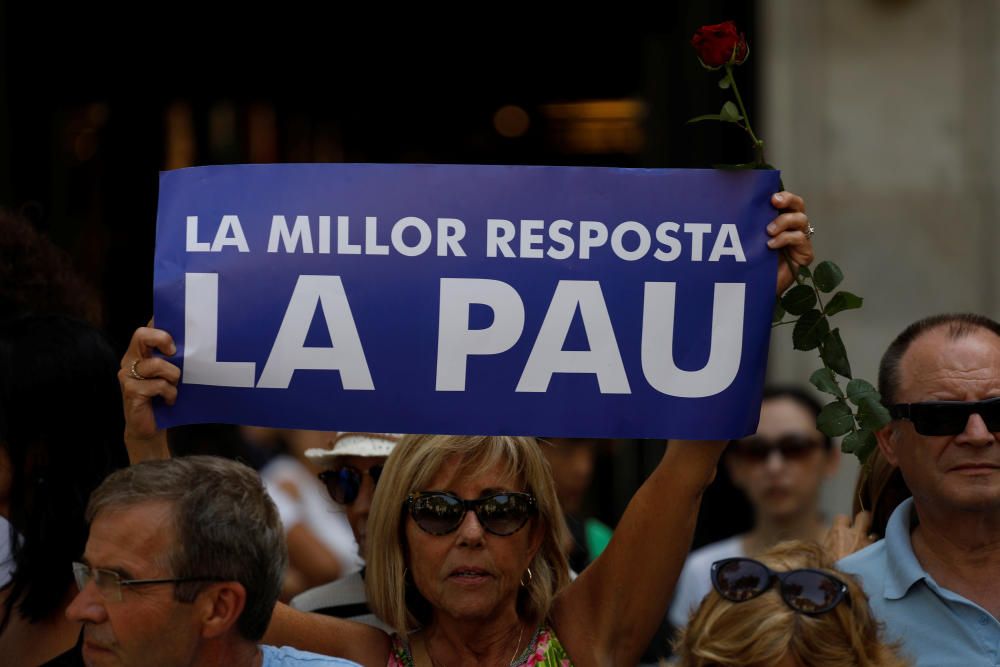 Manifestació contra el terrorisme i en suport a les víctimes dels atemptats de Barcelona