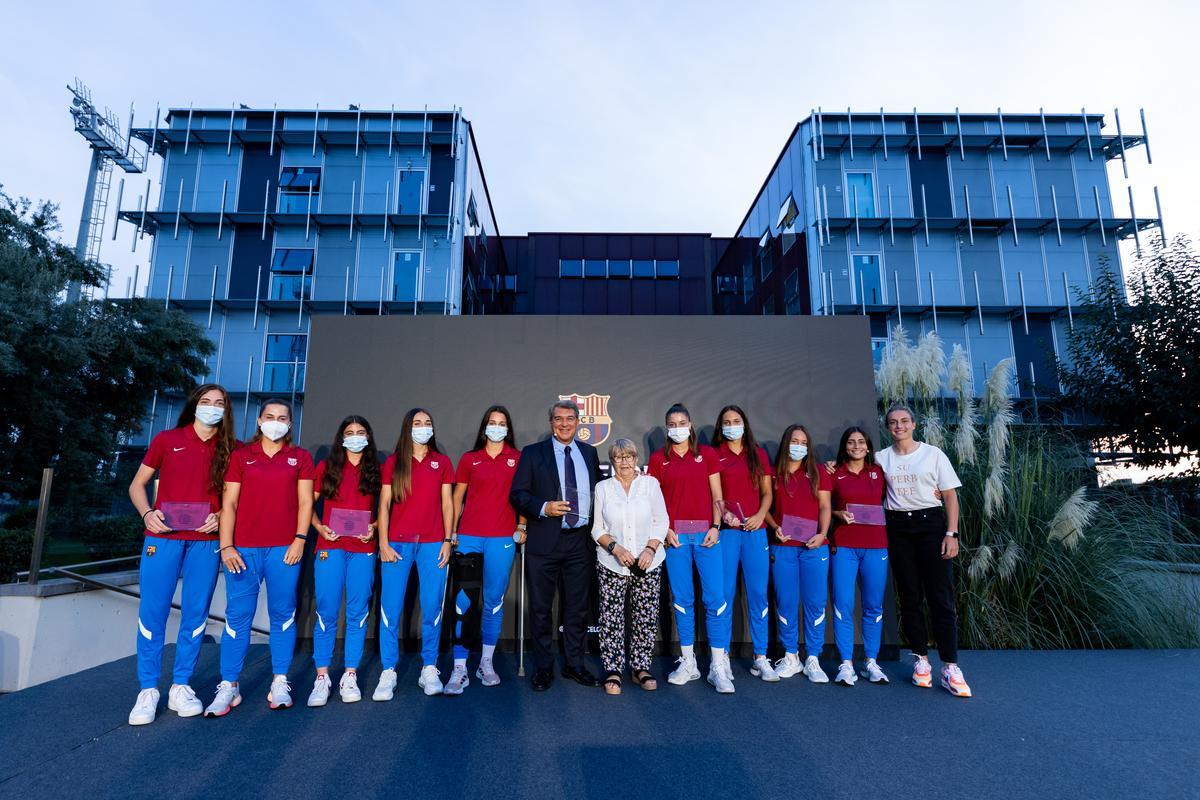 La inauguración de la Masia Femenina, en imágenes