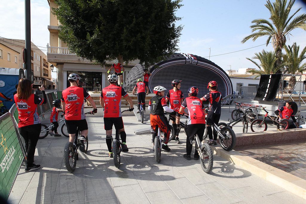 Así ha sido la salida de la Vuelta a Murcia en Fortuna