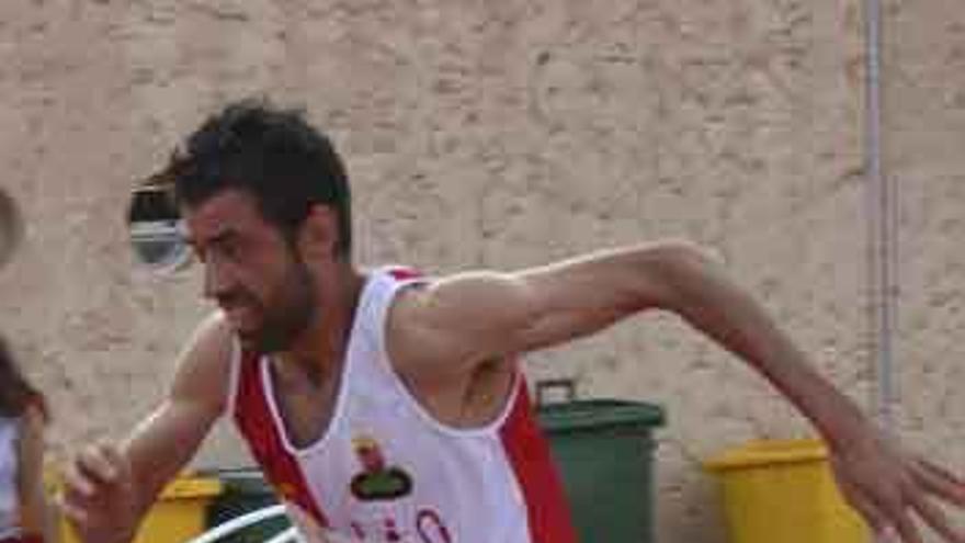 El atleta zamorano Ernesto Peralta.