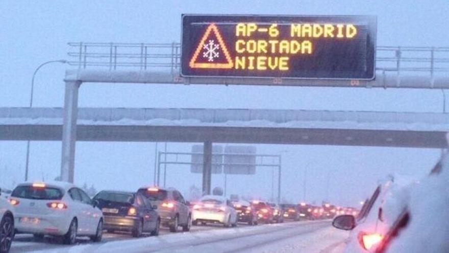 El Gobierno elude responsabilidades por el caos provocado por la nieve