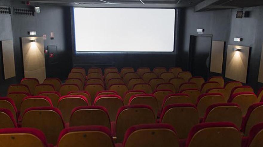 Interior de una sala de cine.
