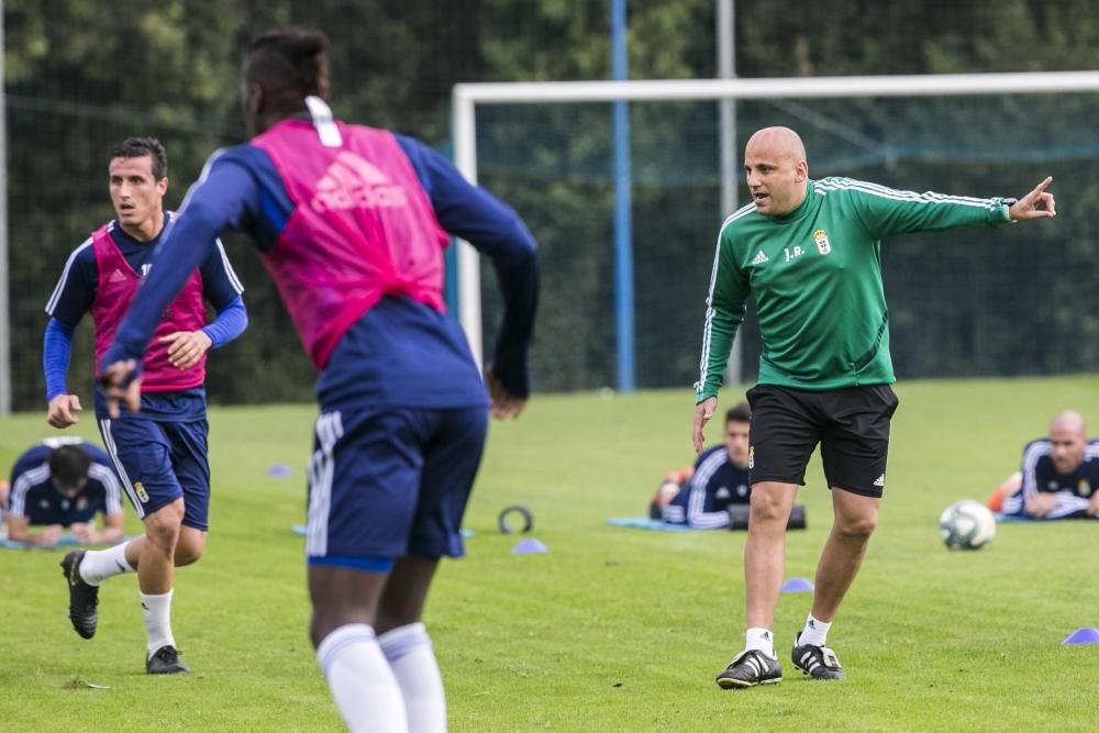 El ovetense dirigió hoy su primer entrenamiento al frente del primer equipo