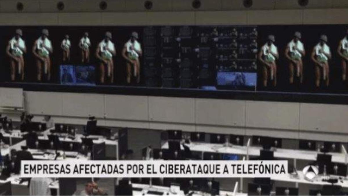 El famoso 'meme' del negro de Whatsapp se coló en un informativo de Antena 3.