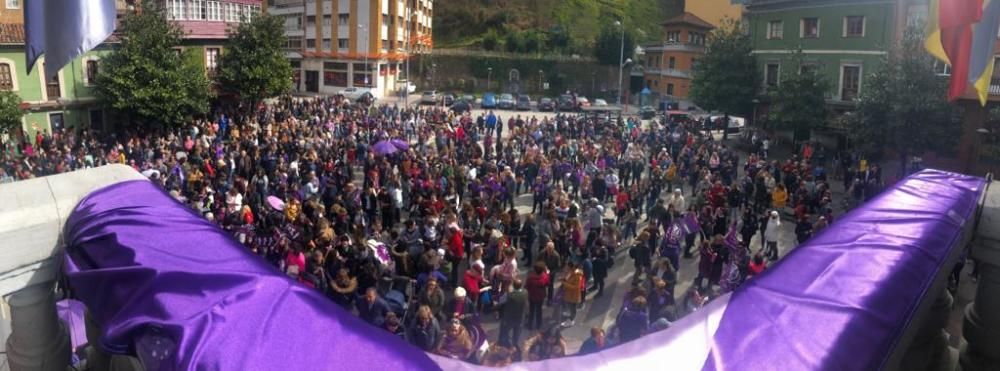 8-M en Asturias: El feminismo inunda las plazas