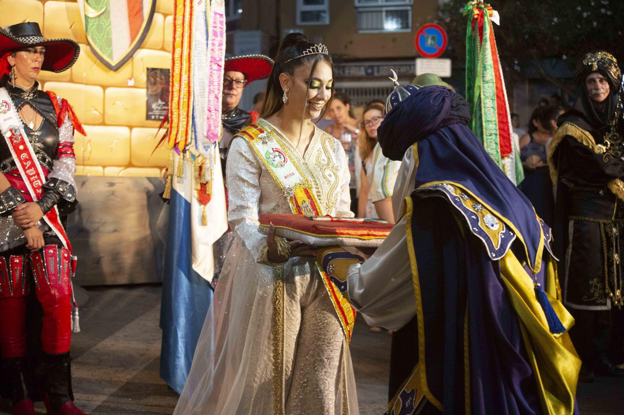 Las fiestas de Moros y Cristianos de Altozano, en Alicante, viven sus fechas principales desde esta noche con el desfile infantil y la embajada