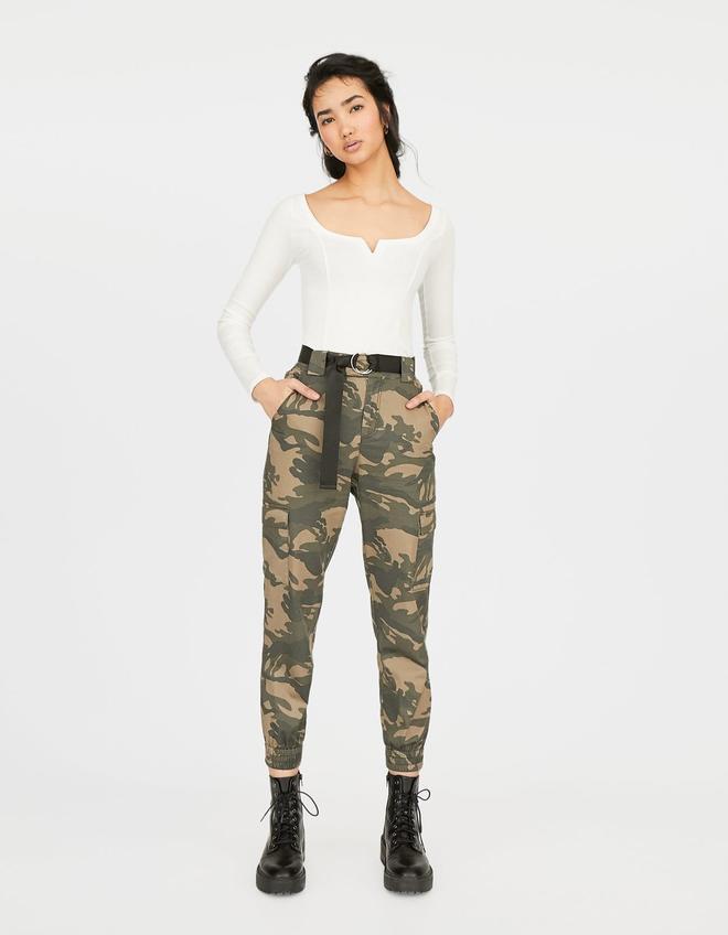 El pantalón militar sexy