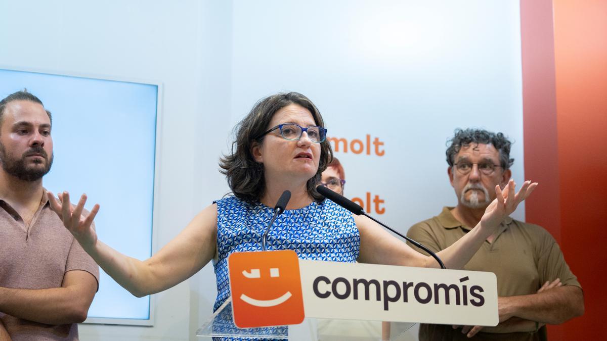 La exvicepresidenta de la Generalitat valenciana y portavoz del Consell, Mónica Oltra, en la comparecencia para anunciar su dimisión.