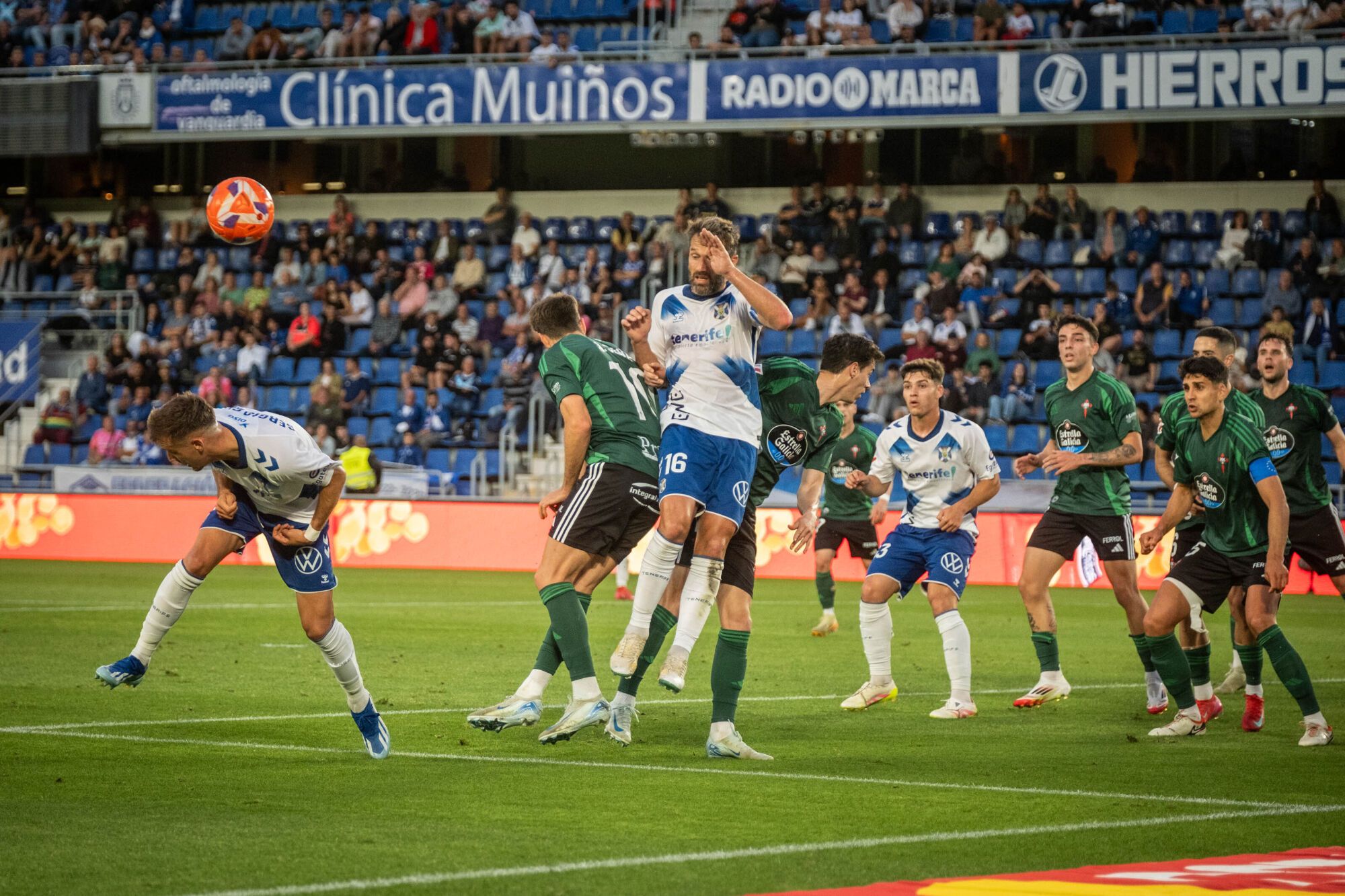 Todas las fotos del CD Tenerife - Racing Club Ferrol