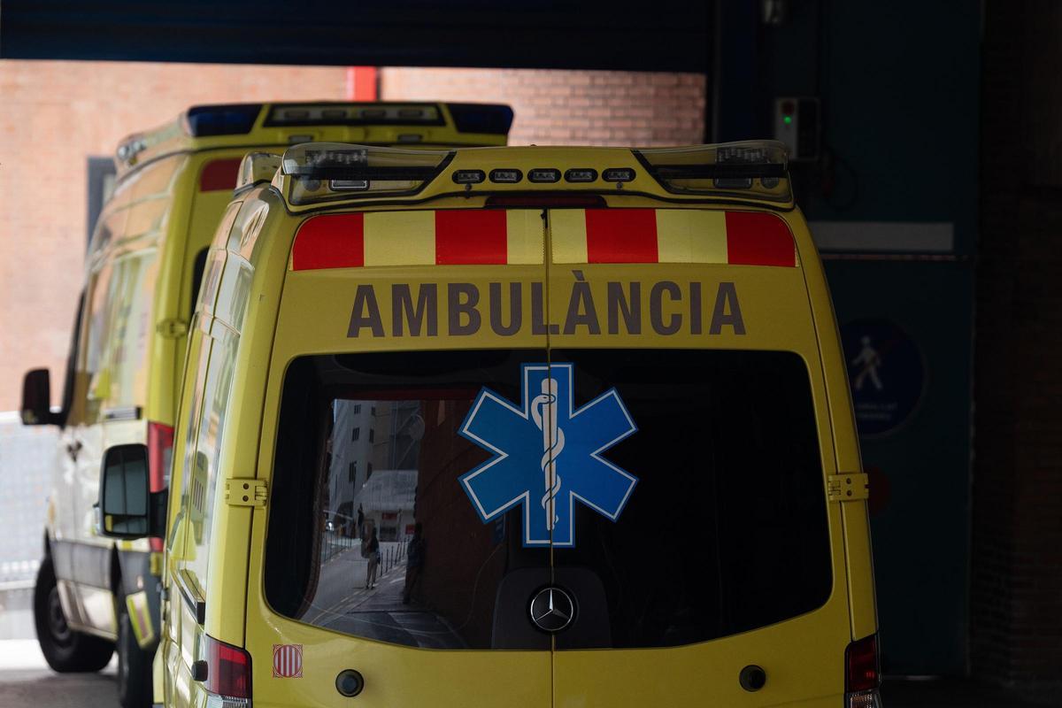 Una ambulancia.