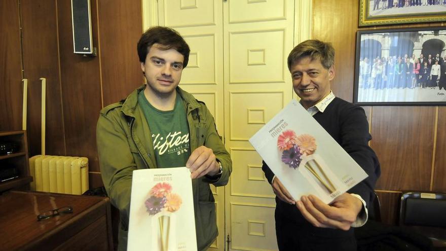 Juan Ponte e Ismael González, con el programa cultural