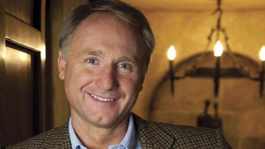 Dan Brown