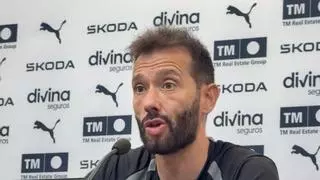 Corberán habla del mercado, el Barcelona, Elliott, Gayà, Otorbi y... ¡la lesión de Foulquier!