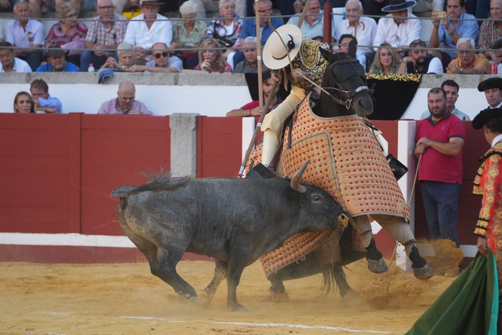 Compromiso torero frente a un gran encierro de Adolfo en Pozoblanco