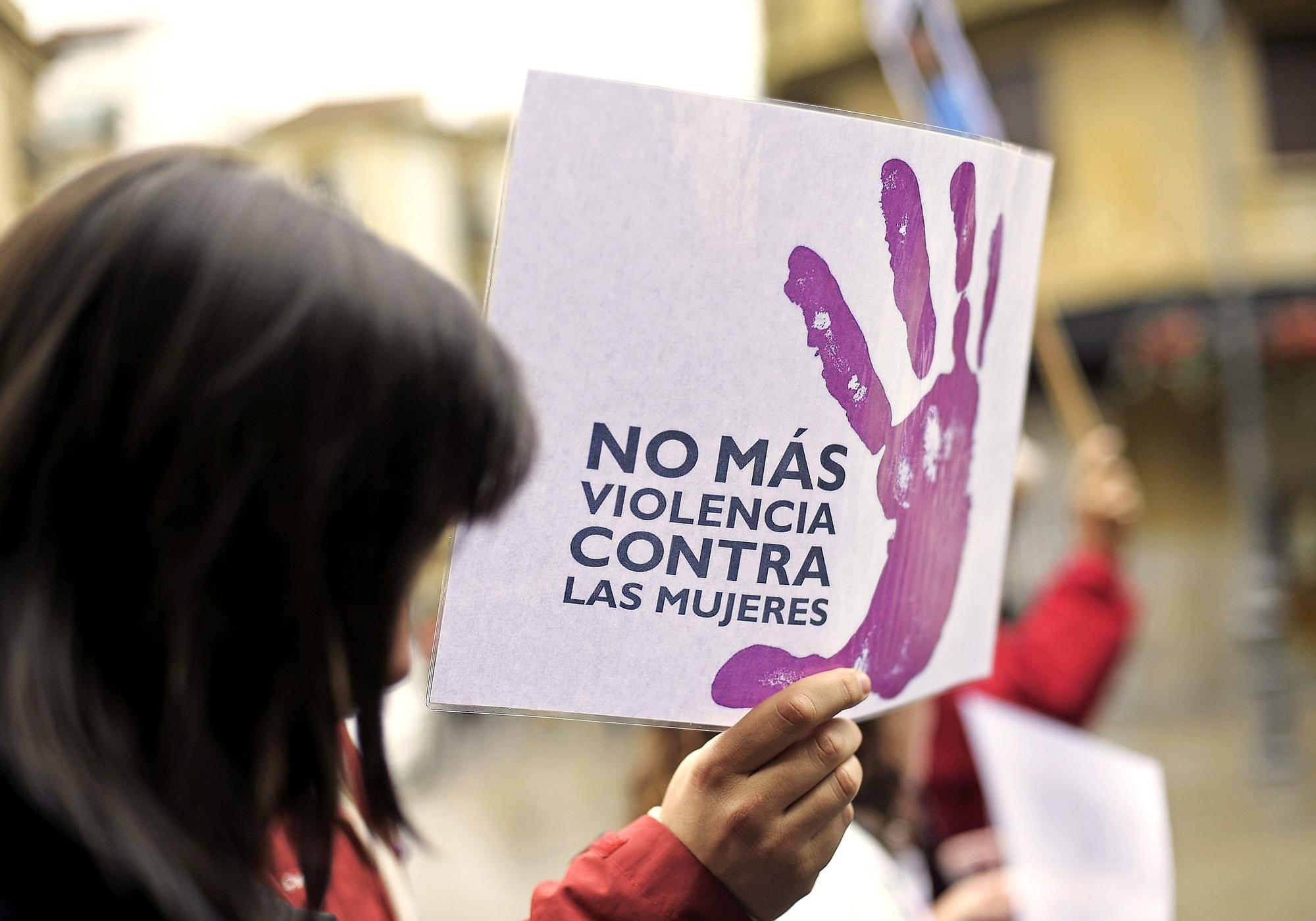 Una pancarta feminista en una manifestación contra el machismo