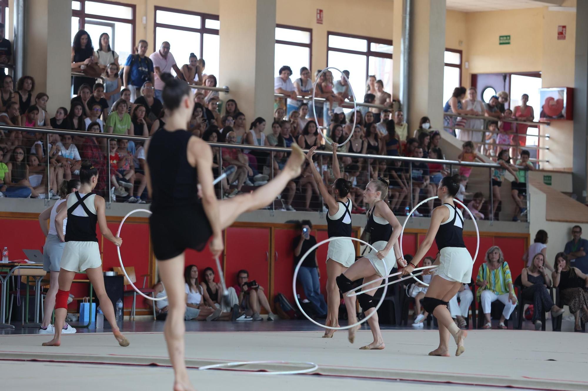 Exhibición de la selección olímpica de gimnasia rítmica en Castelló