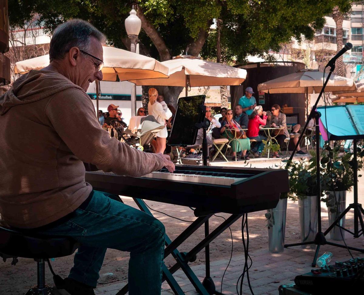 Estas son las imágenes presentadas en la categoría de Instagram del concurso de fotografía JazzDay Alicante 2025.