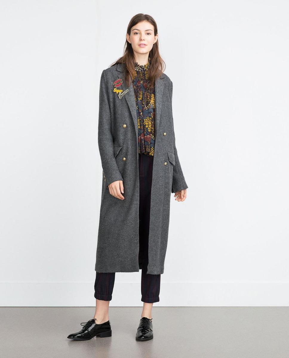 Abrigo largo Zara, 39,99€