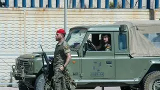 Defensa y Guardia Civil cancelan todos los permisos de los militares y los guardias en Ceuta en previsión de nuevas entradas masivas de migrantes