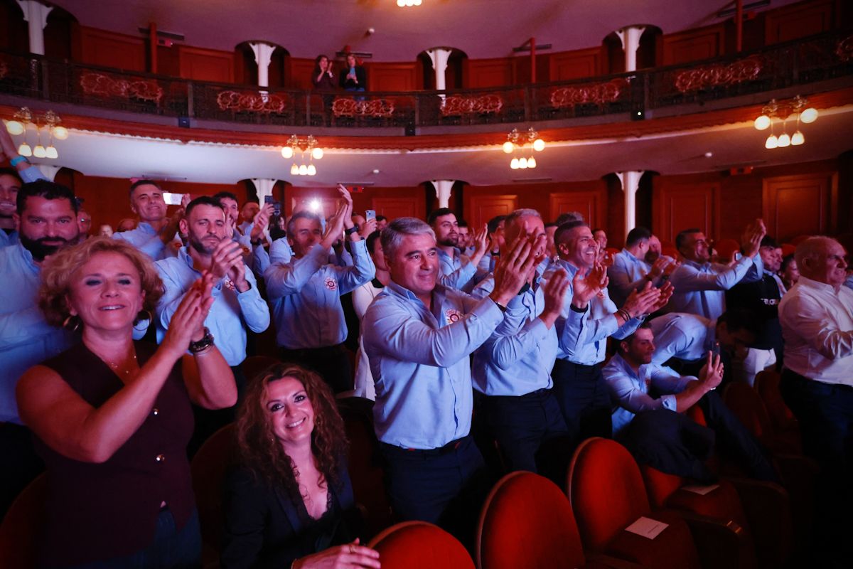 El Ayuntamiento entrega sus Medallas de la Ciudad