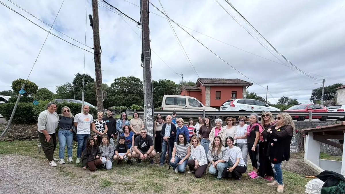 San Claudio rinde homenaje a Xuno: 50 años de baile y tradición sellados en una cápsula del tiempo