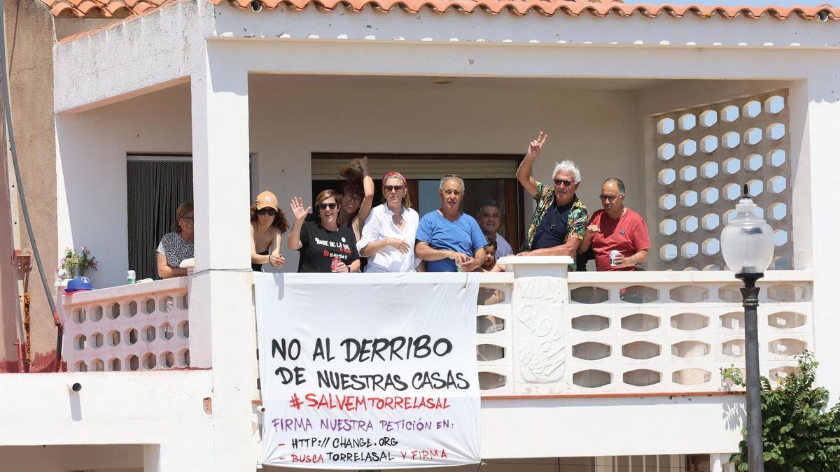 Protesta en el poblado de Torre la Sal.