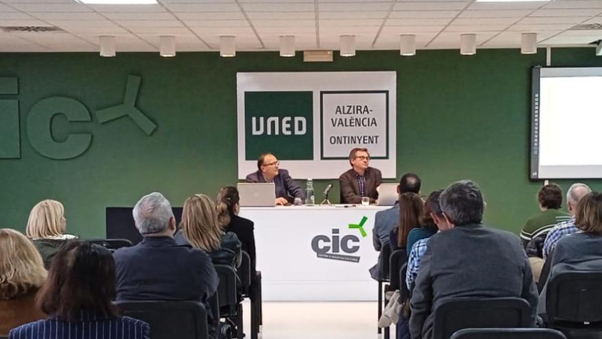 Una jornada sobre modernización de la justicia reúne a decenas de profesionales en Ontinyent