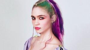 La cantante Grimes.