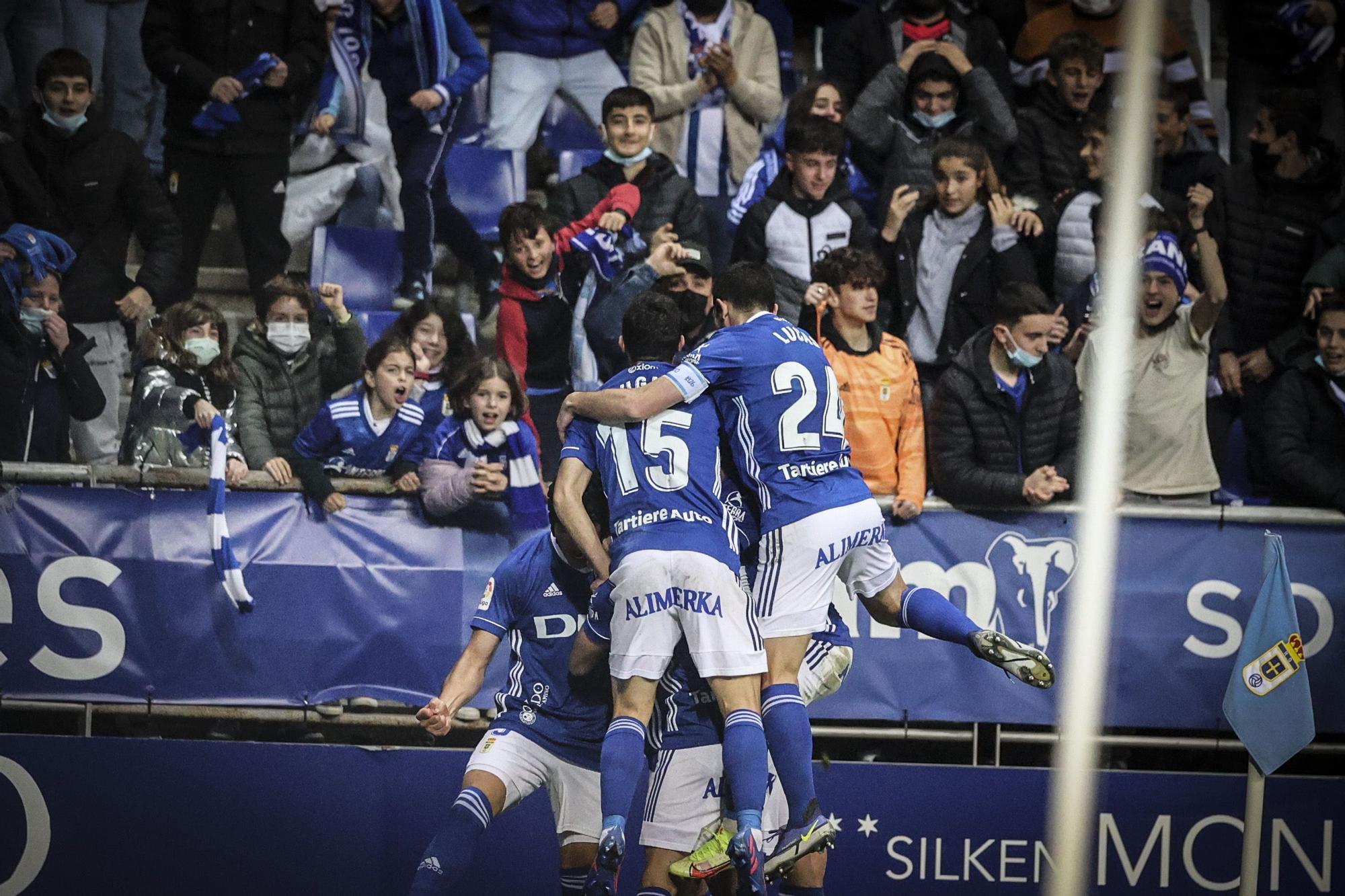 Las mejores imágenes de la victoria del Real Oviedo ante el Valladolid