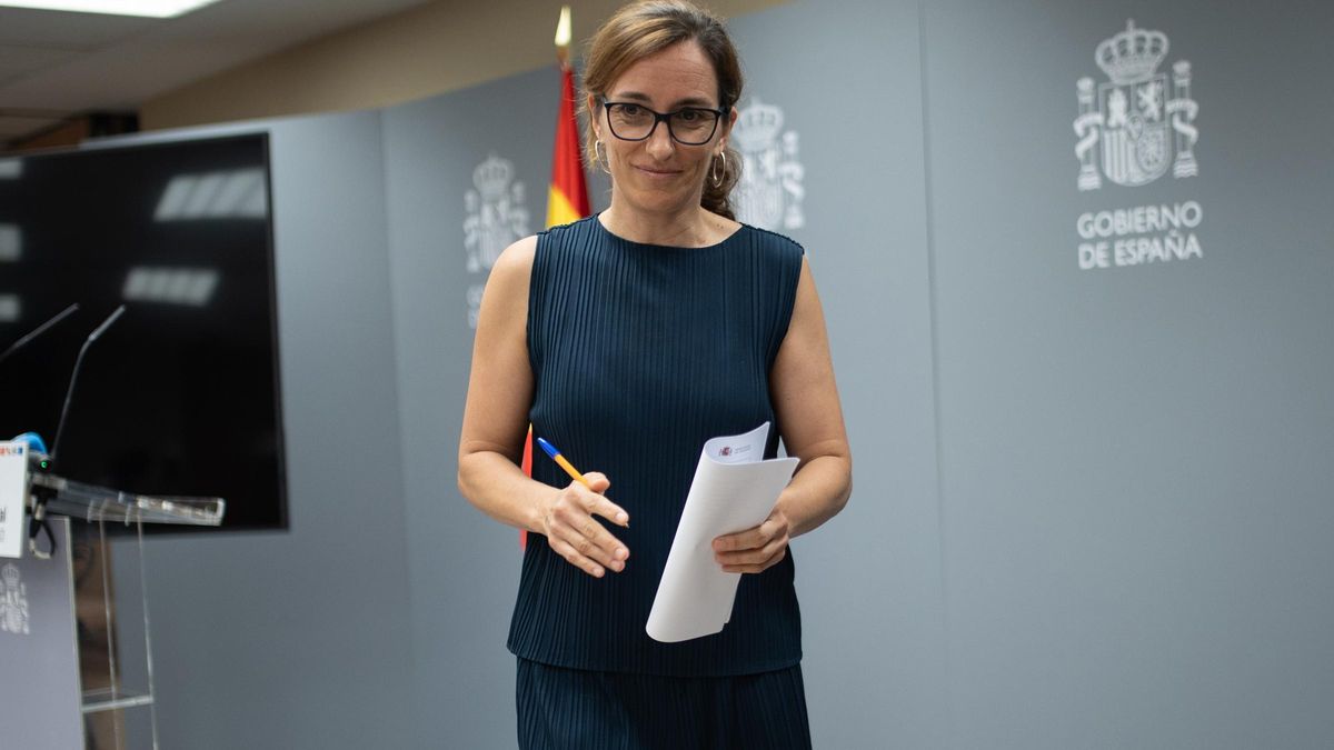 La ministra de Sanidad, Mónica García