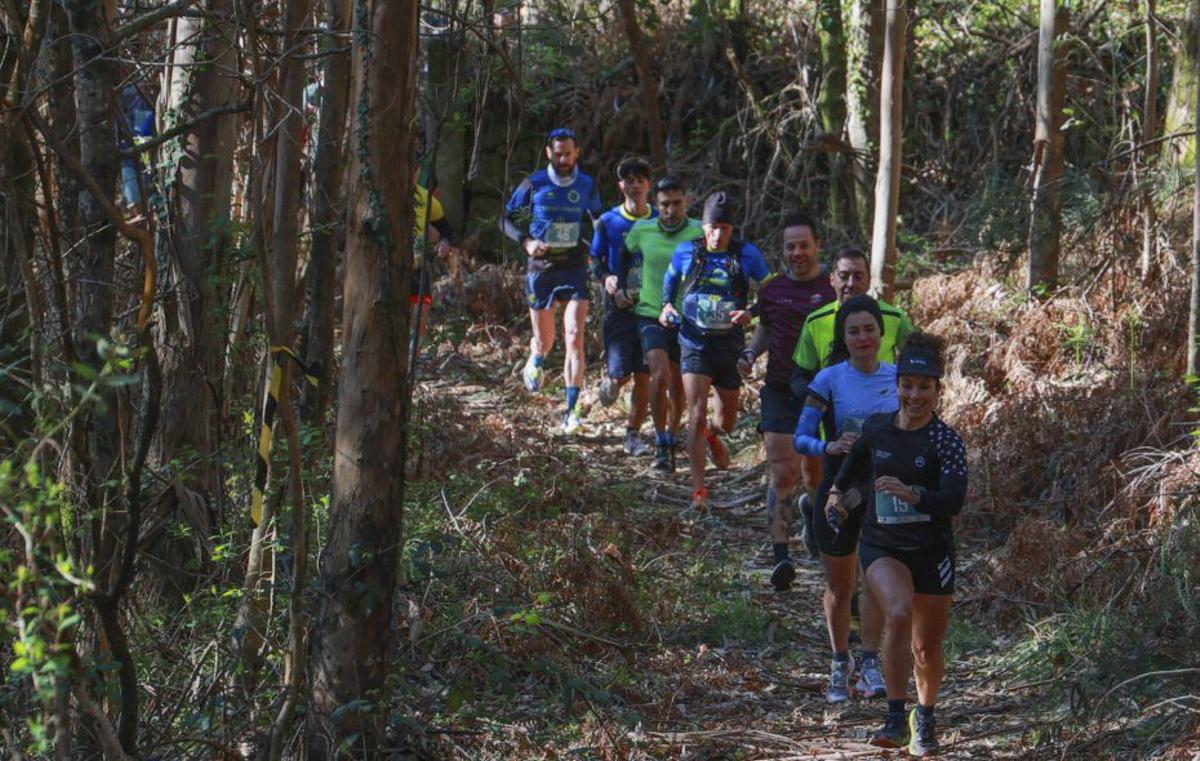 El trail tuvo tramos complicados. | IÑAKI ABELLA
