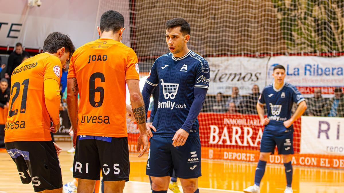 Pablo García deberá colaborar con sus goles.