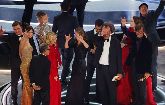 Así celebró el equipo de 'CODA' el Oscar a la mejor película.
