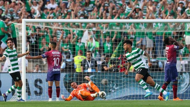 El final de temporada más amargo de Luis Suárez: el exzaragocista pierde la 'Taça' contra el Torreense de Segunda División