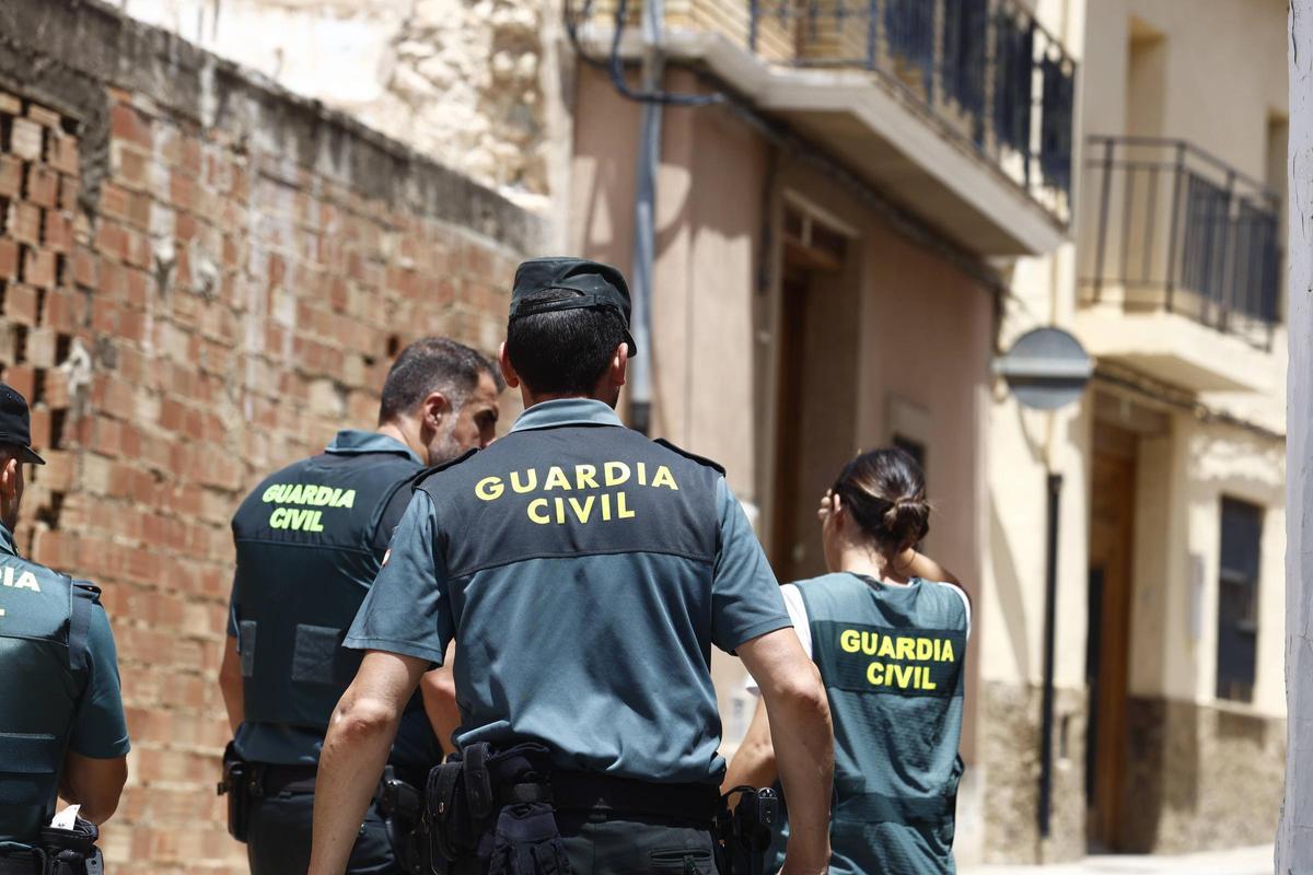 Agentes de la Guardia Civil en un operativo, imagen de archivo.