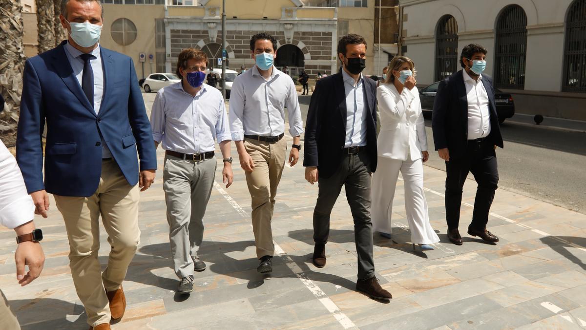 Casado ha participado en la clausura de una cumbre de alcaldes y presidentes en Cartagena.