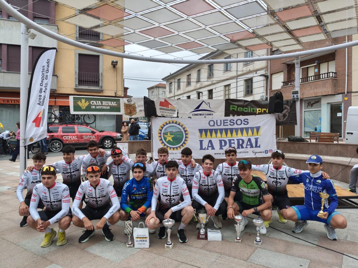 Foto de familia de los ganadores
