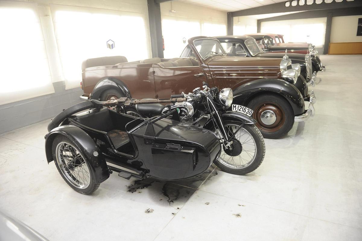 Así es la colección del Museo de Automoción e Historia situado en Arteixo