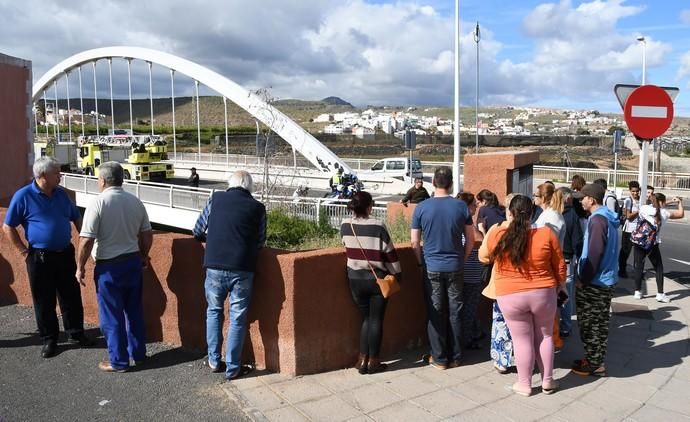 16/01/2019 SAN JOSÉ DE LAS LONGUERAS. TELDE. Muerto en el viducto de San José de Las Longueras. Fotografa: YAIZA SOCORRO.