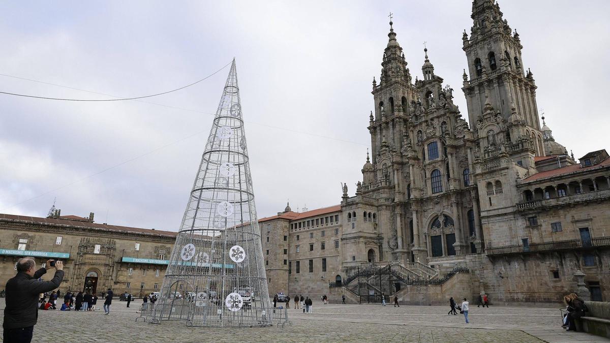 Santiago ocupa o cuarto posto entre as cidades galegas que máis gastan en iluminación de Nadal