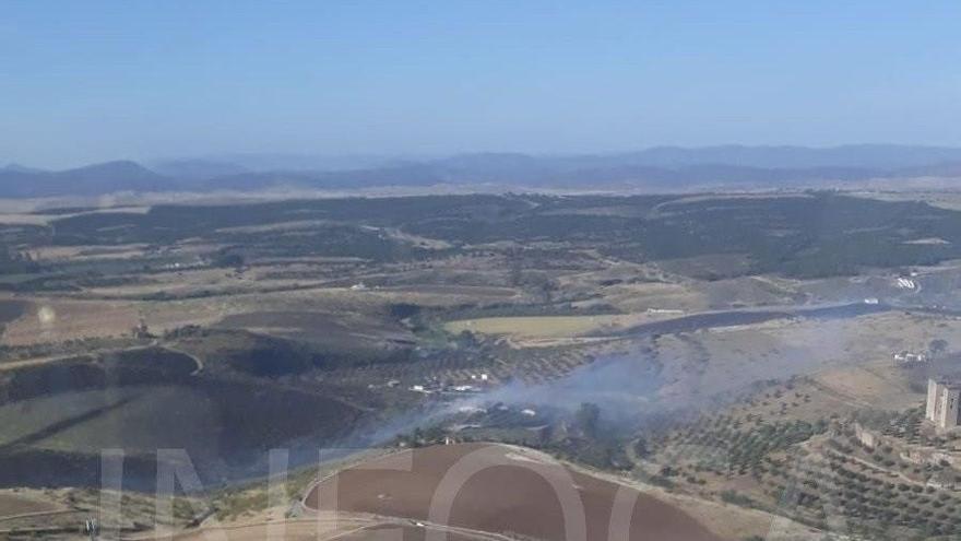 Declarado un incendio forestal en un paraje cercano a Belalcázar