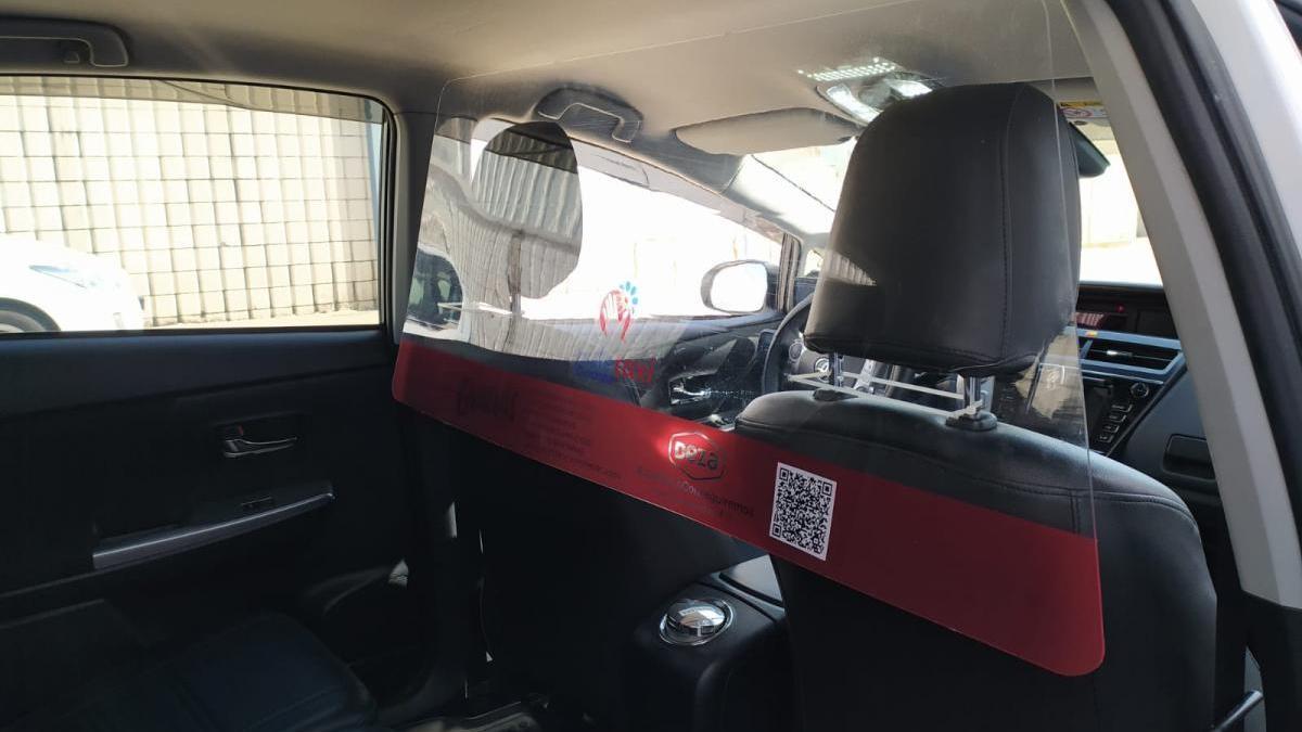 Pidetaxi Córdoba instala mamparas de protección en sus vehículos