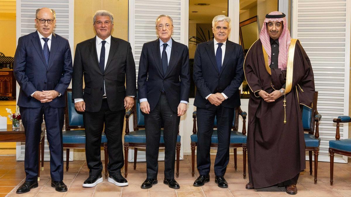 Así fue la recepción en la Embajada de España en Arabia Saudí a Laporta y Florentino