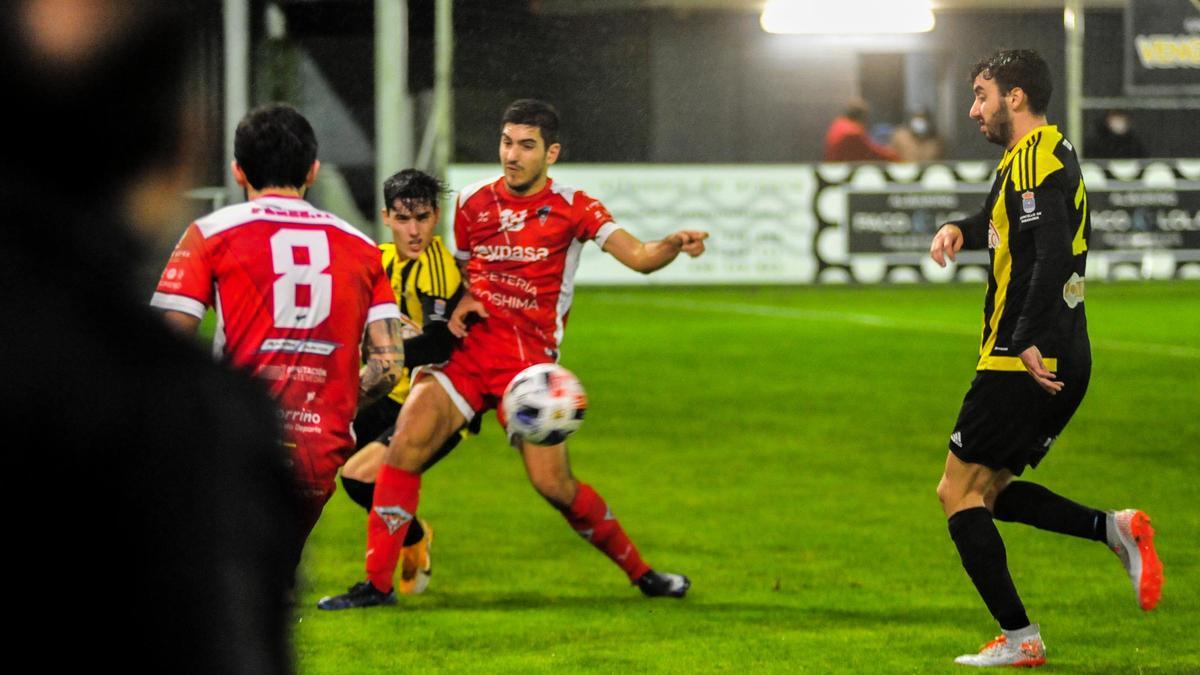 El Atios también tuvo ocasiones con el balón